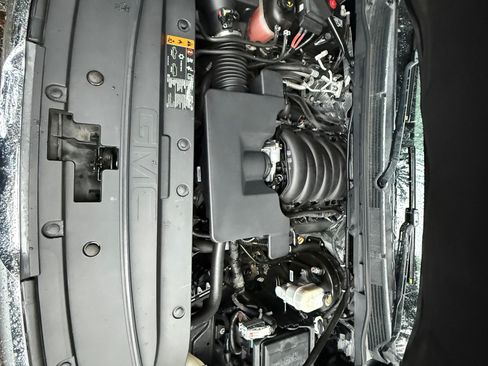 Used 2017 GMC Sierra 1500 Denali w/ Denali Ultimate Package image 11