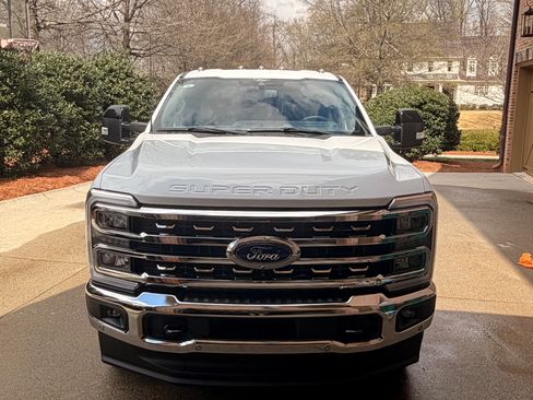 Used 2024 Ford F350 Lariat w/ Lariat Ultimate Package image 4