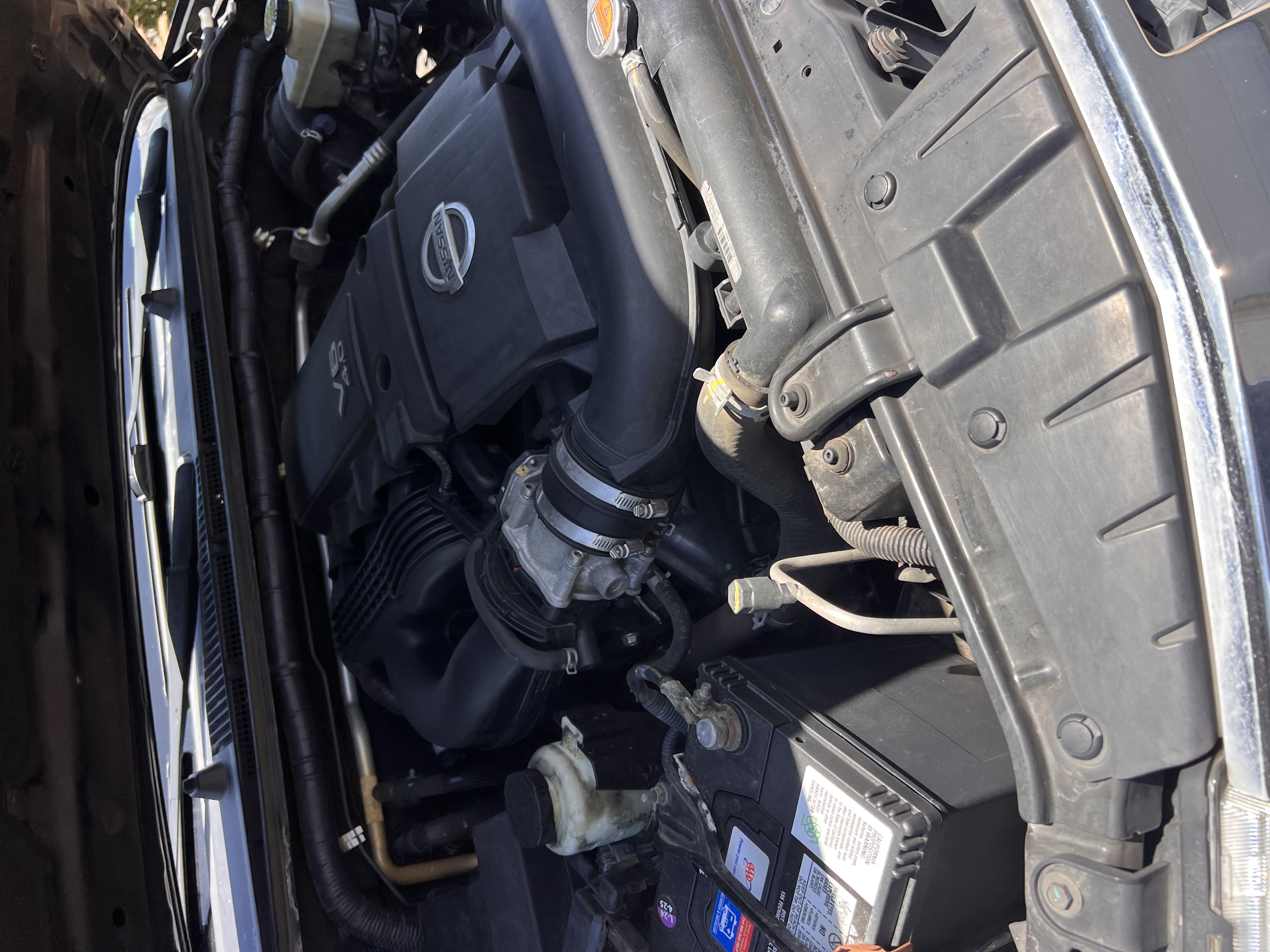 Used 2015 Nissan Frontier SV w/ SV Value Truck Package RWD image 10