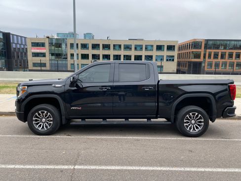 Used 2021 GMC Sierra 1500 AT4 w/ AT4 Preferred Package image 8