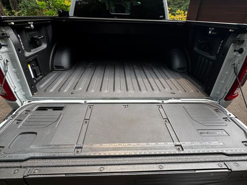Used 2023 Ford F150 Raptor w/ Blue Interior Package AWD/4WD image 9