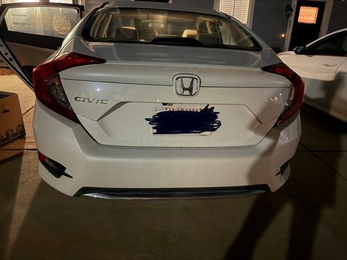 Used 2019 Honda Civic LX image 8