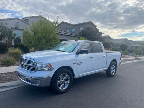 Used 2018 RAM 1500 Big Horn AWD/4WD image 4
