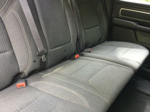 Used 2020 RAM 1500 Big Horn AWD/4WD image 4