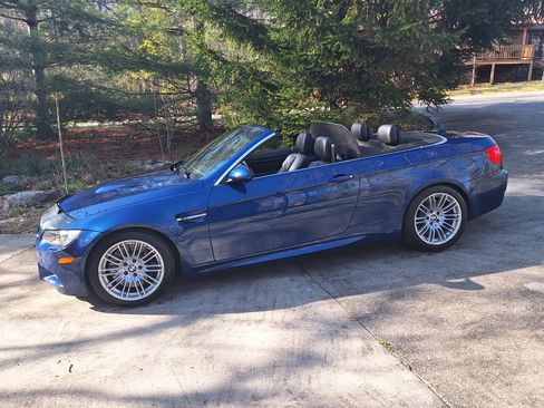 Used 2013 BMW M3 Convertible image 1