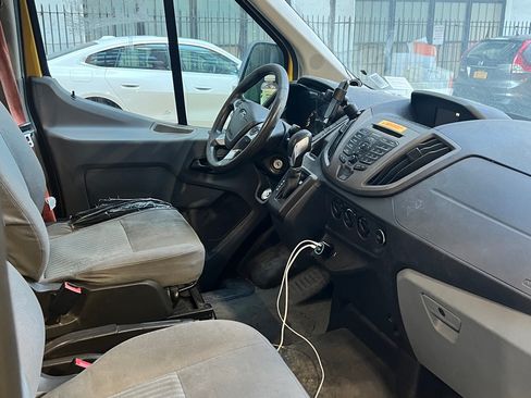 Used 2019 Ford Transit 250 148 High Roof Extended RWD image 6