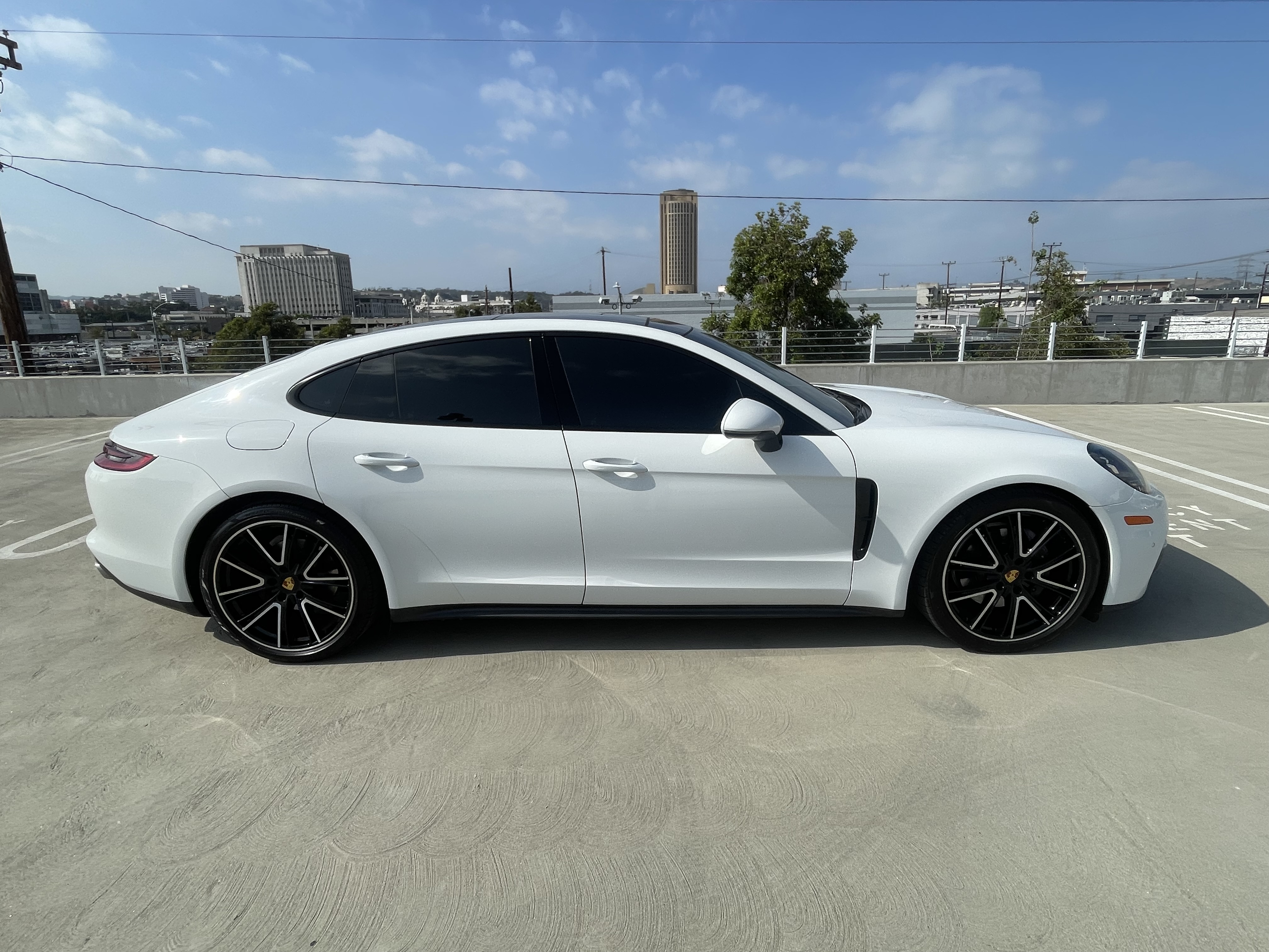 Used 2018 Porsche Panamera 4 AWD/4WD image 16