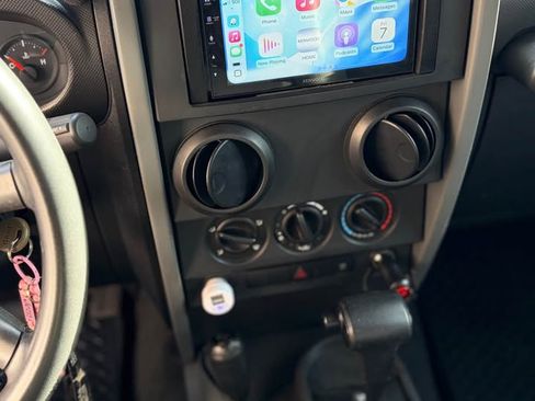 Used 2008 Jeep Wrangler X image 10