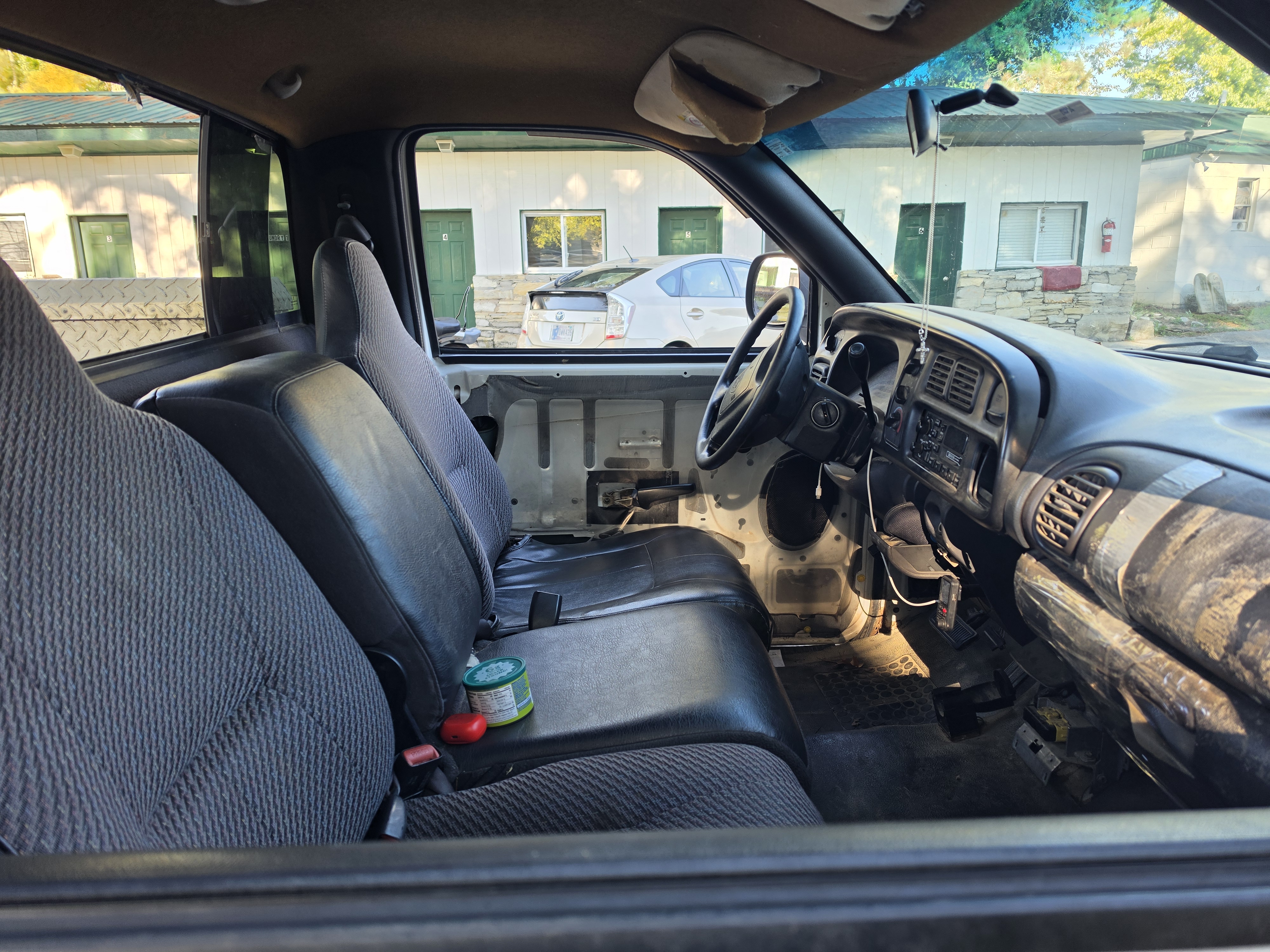 Used 2001 Dodge Ram 2500 Truck 2WD Regular Cab image 12