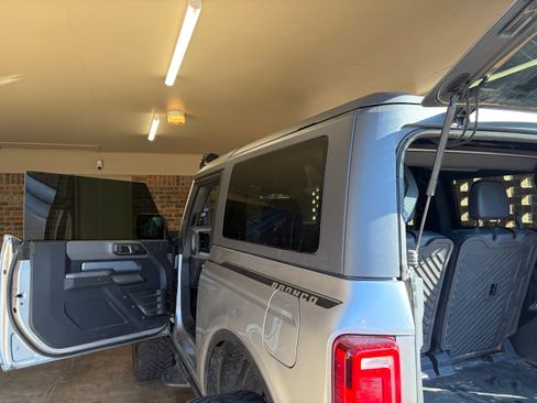 Used 2023 Ford Bronco Black Diamond image 2