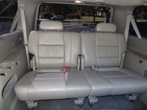 Used 2006 Toyota Sequoia Limited image 29