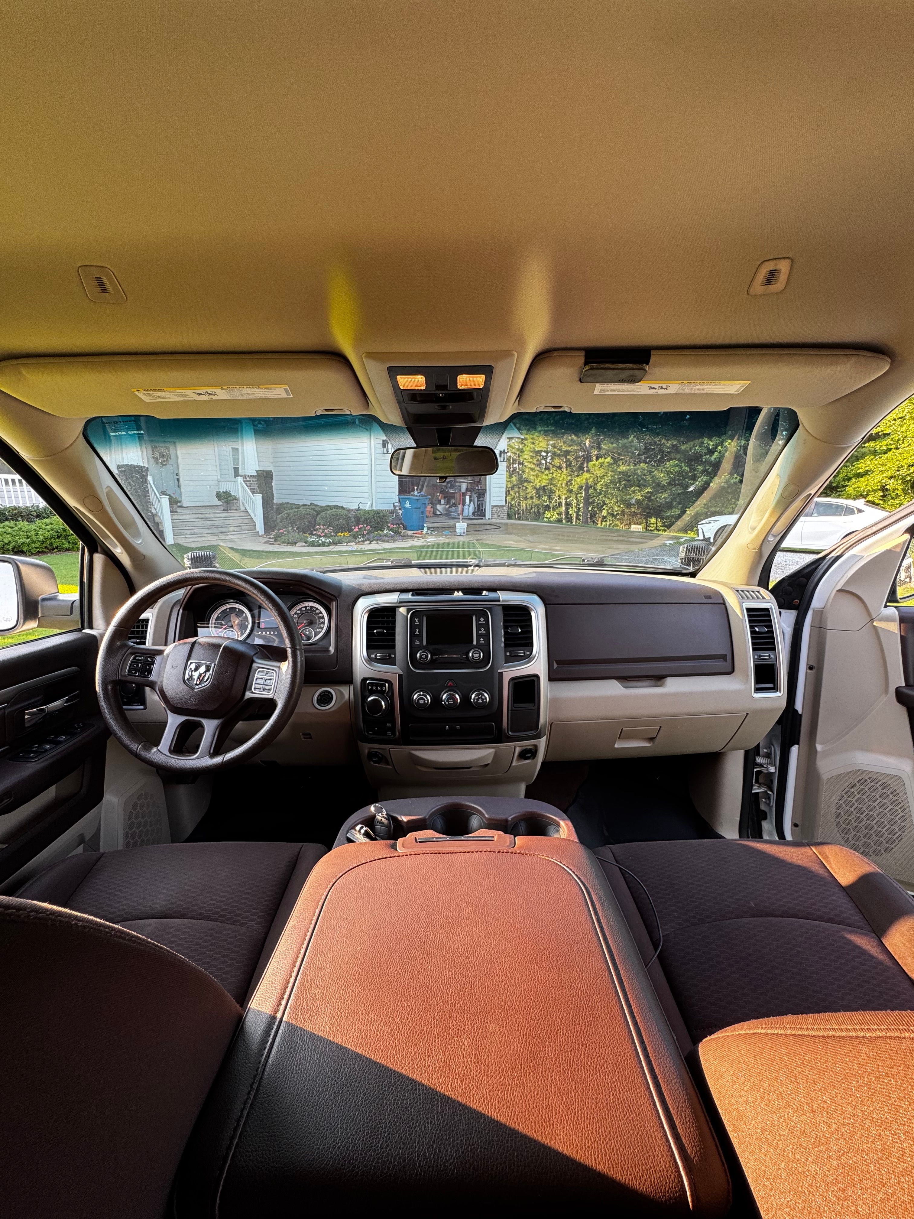 Used 2018 RAM 1500 Classic SLT AWD/4WD image 6