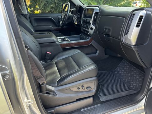 Used 2017 GMC Sierra 1500 SLT w/ SLT Premium Package image 21