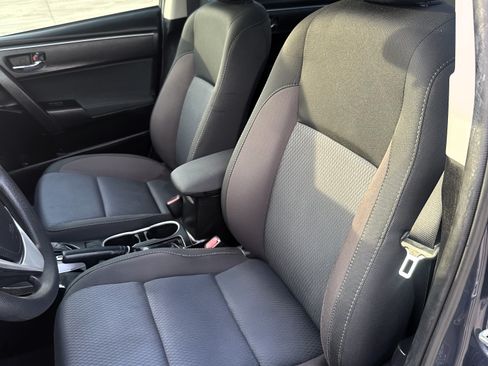 Used 2018 Toyota Corolla L image 10