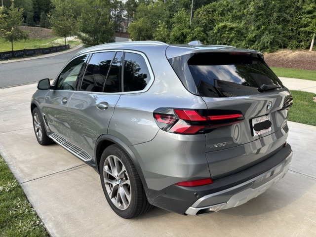 Used 2024 BMW X5 sDrive40i RWD image 4