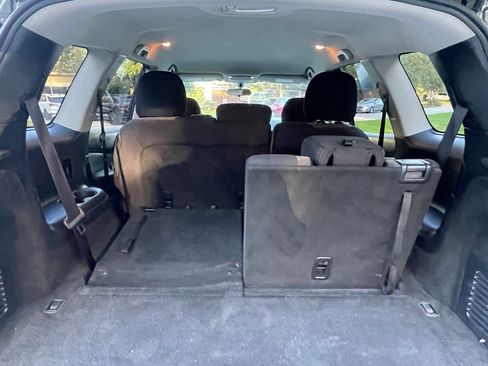 Used 2019 Nissan Pathfinder FWD image 17