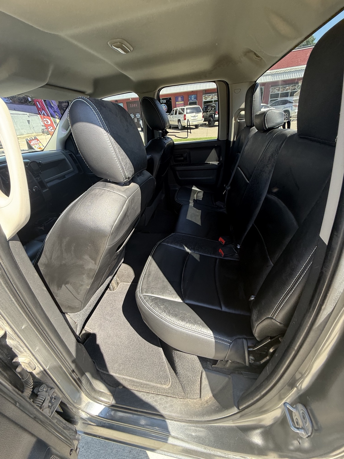 Used 2011 RAM 1500 ST w/ ST Popular Equipment Group AWD/4WD image 12