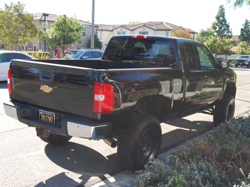 Used 2007 Chevrolet Silverado 1500 LTZ w/ Safety Package image 4