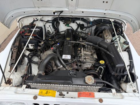 Used 1994 Jeep Wrangler SE AWD/4WD image 22