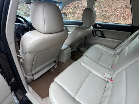 Used 2008 Subaru Outback 2.5i Limited L.L. Bean image 13