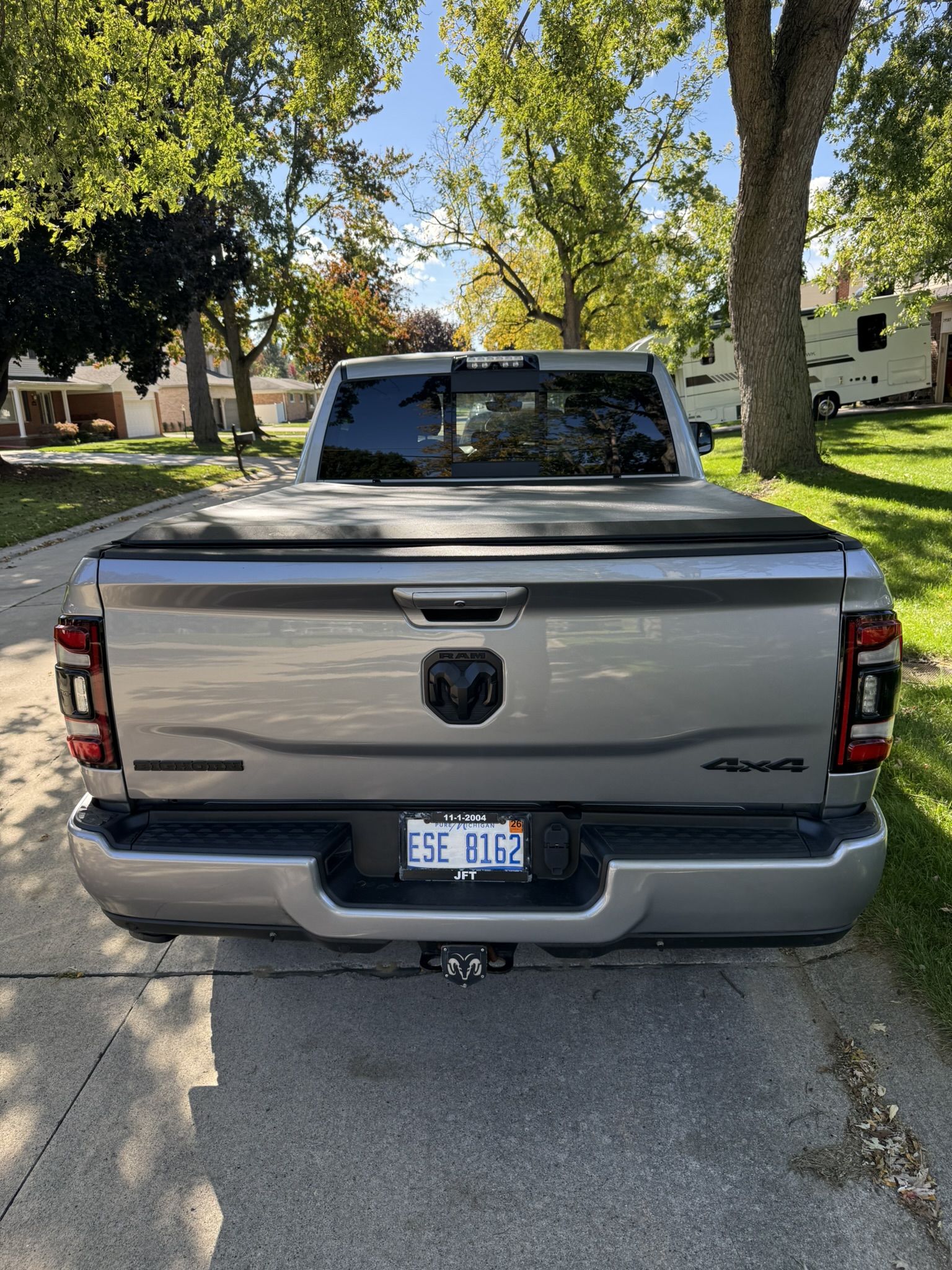Used 2021 RAM 2500 Big Horn w/ Level 2 Equipment Group AWD/4WD image 4