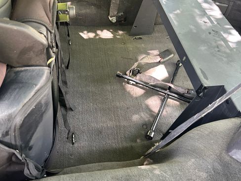 Used 1999 Jeep Wrangler SE AWD/4WD image 19