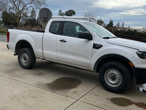 Used 2020 Ford Ranger XL w/ Equipment Group 101A Mid image 2