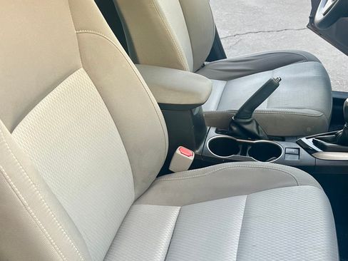 Used 2016 Toyota Corolla LE FWD image 20