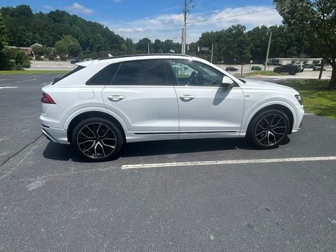 Used 2021 Audi Q8 Premium Plus AWD/4WD image 9