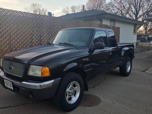 Used 2001 Ford Ranger 4x4 SuperCab image 2