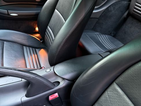 Used 2002 Porsche 911 Coupe image 10