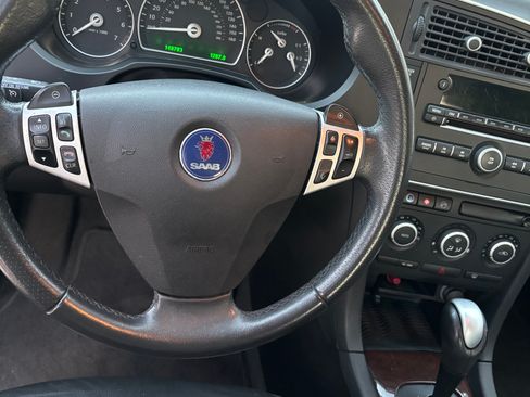 Used 2011 Saab 9-3 Aero image 1