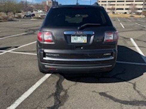 Used 2014 GMC Acadia SLE image 5