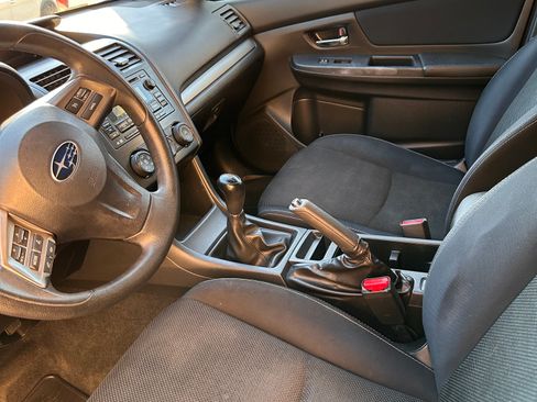 Used 2014 Subaru Crosstrek 2.0i Premium image 18