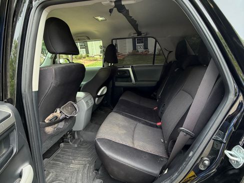 Used 2011 Toyota 4Runner SR5 image 13