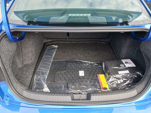 Used 2023 Volkswagen Jetta Sport image 15