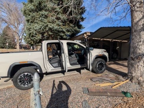 Used 2026 GMC Canyon AT4 image 10