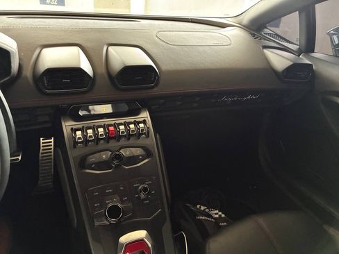 Used 2015 Lamborghini Huracan LP 610-4 image 12