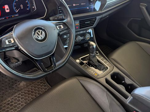 Used 2019 Volkswagen Jetta SEL image 14