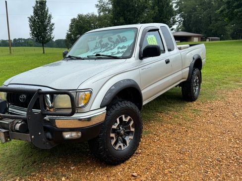 Used 2002 Toyota Tacoma 4x4 Xtracab V6 image 4