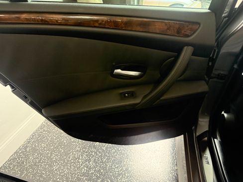Used 2008 BMW 550i Sedan image 6