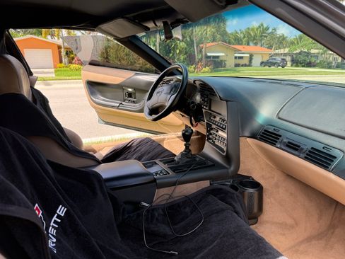 Used 1994 Chevrolet Corvette Convertible image 15