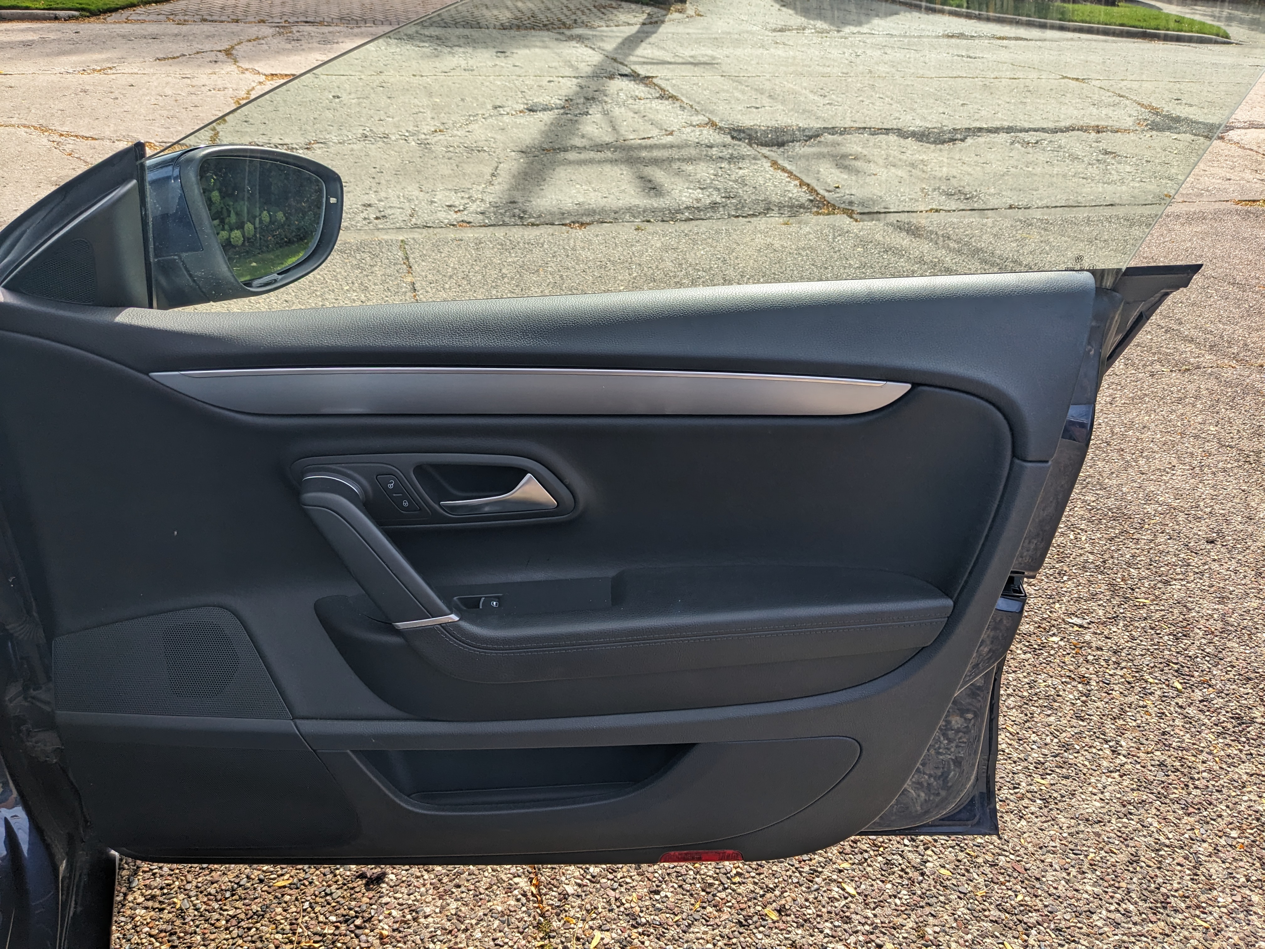 Used 2013 Volkswagen CC Lux FWD image 15