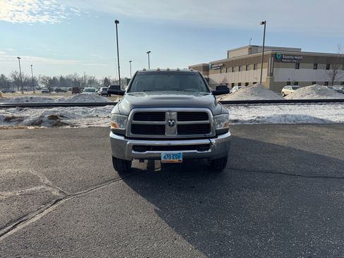 Used 2012 RAM 2500 ST w/ Chrome Appearance Group image 2