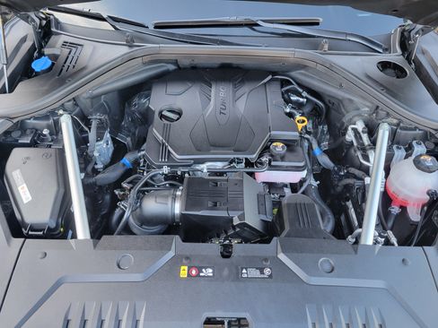 Used 2024 Genesis GV70 2.5T w/ Sport Prestige Package image 20