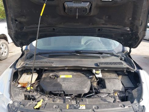 Used 2016 Ford Escape SE image 11