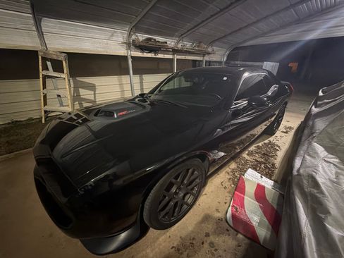 Used 2017 Dodge Challenger R/T Scat Pack image 12