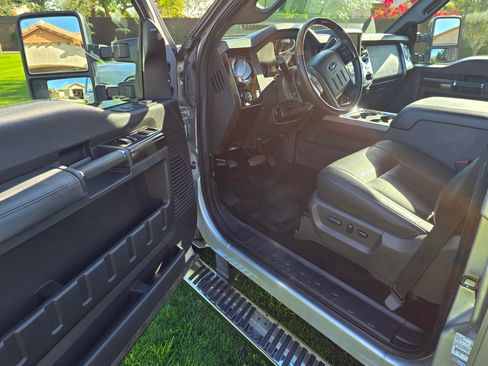 Used 2016 Ford F350 Platinum image 11