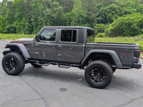 Used 2024 Jeep Gladiator Mojave image 13