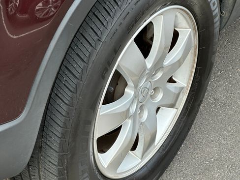 Used 2011 Kia Sorento LX image 11